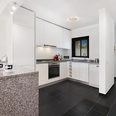 Apartment Kyara House
