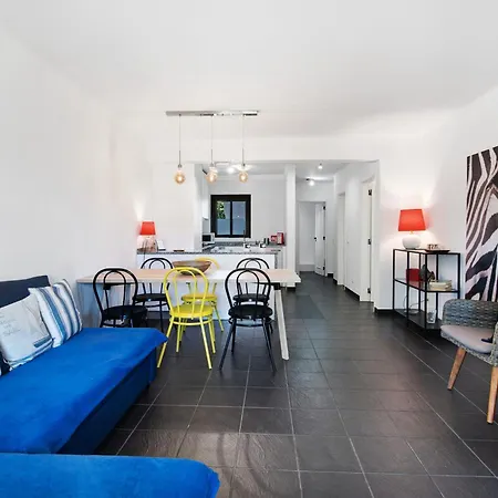 Kyara House 아파트 *